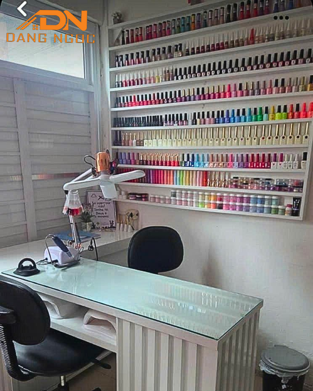 Mẫu kệ nail treo tường đẹp hiện đại - Nội Thất Đặng Ngọc